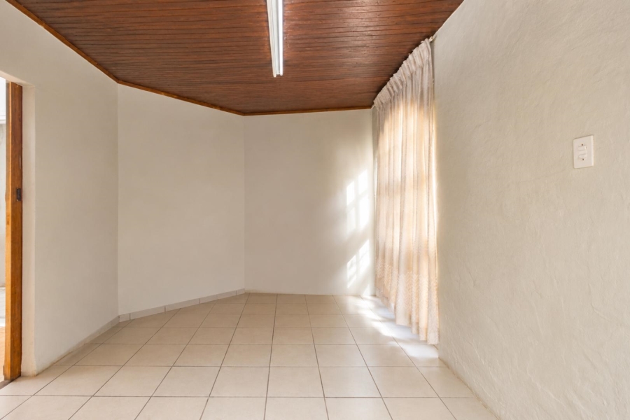 28 Bedroom Property for Sale in Hartbeespoort Rural North West